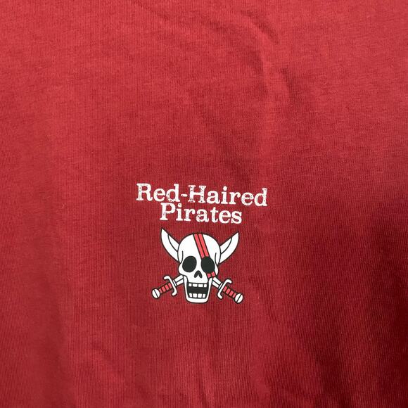 Uniqlo x One Piece Red Haired Pirates Graphic T-shirt in Red Unisex S - Picture 4 of 9